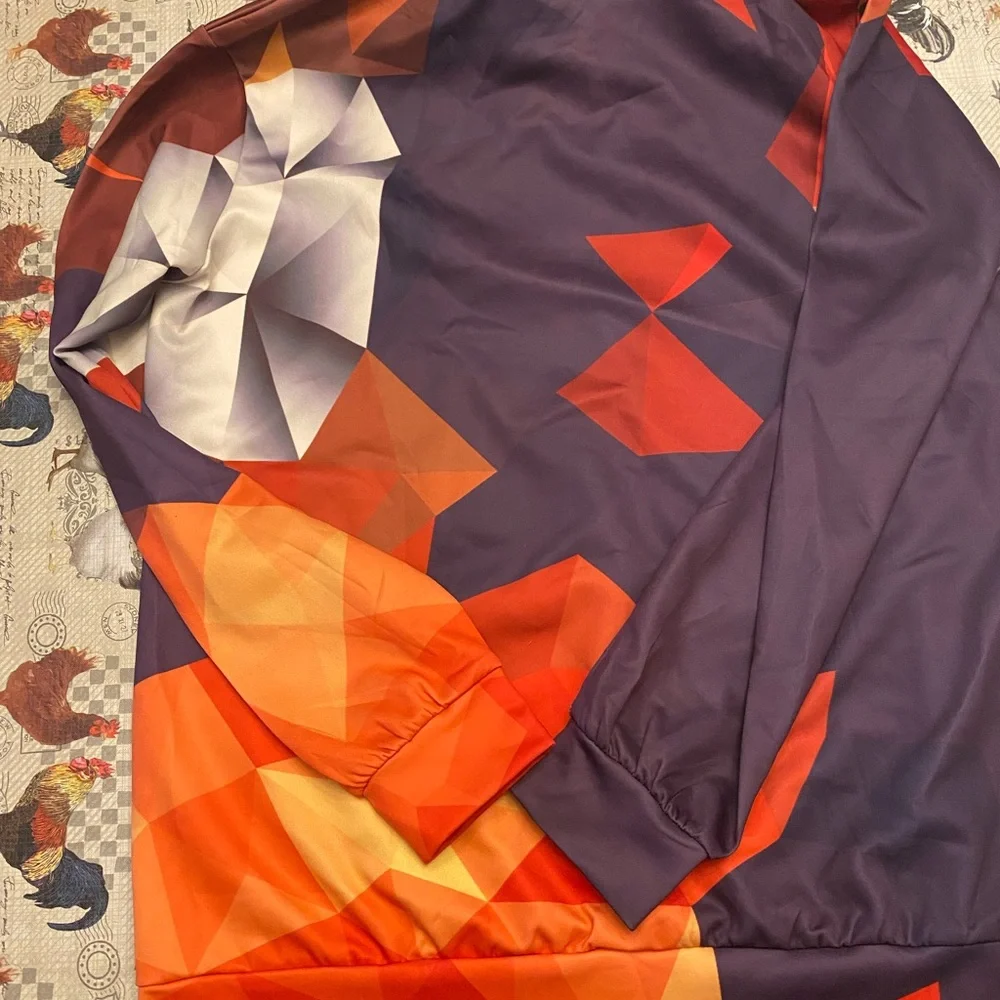 Geometric Pattern Sweatshirt - Picture 2 of 2